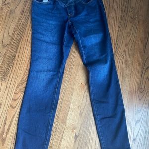 Old navy maternity skinny jeans sz 6